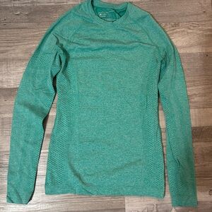 Figs Women's Long Sleeve Top Scrubs